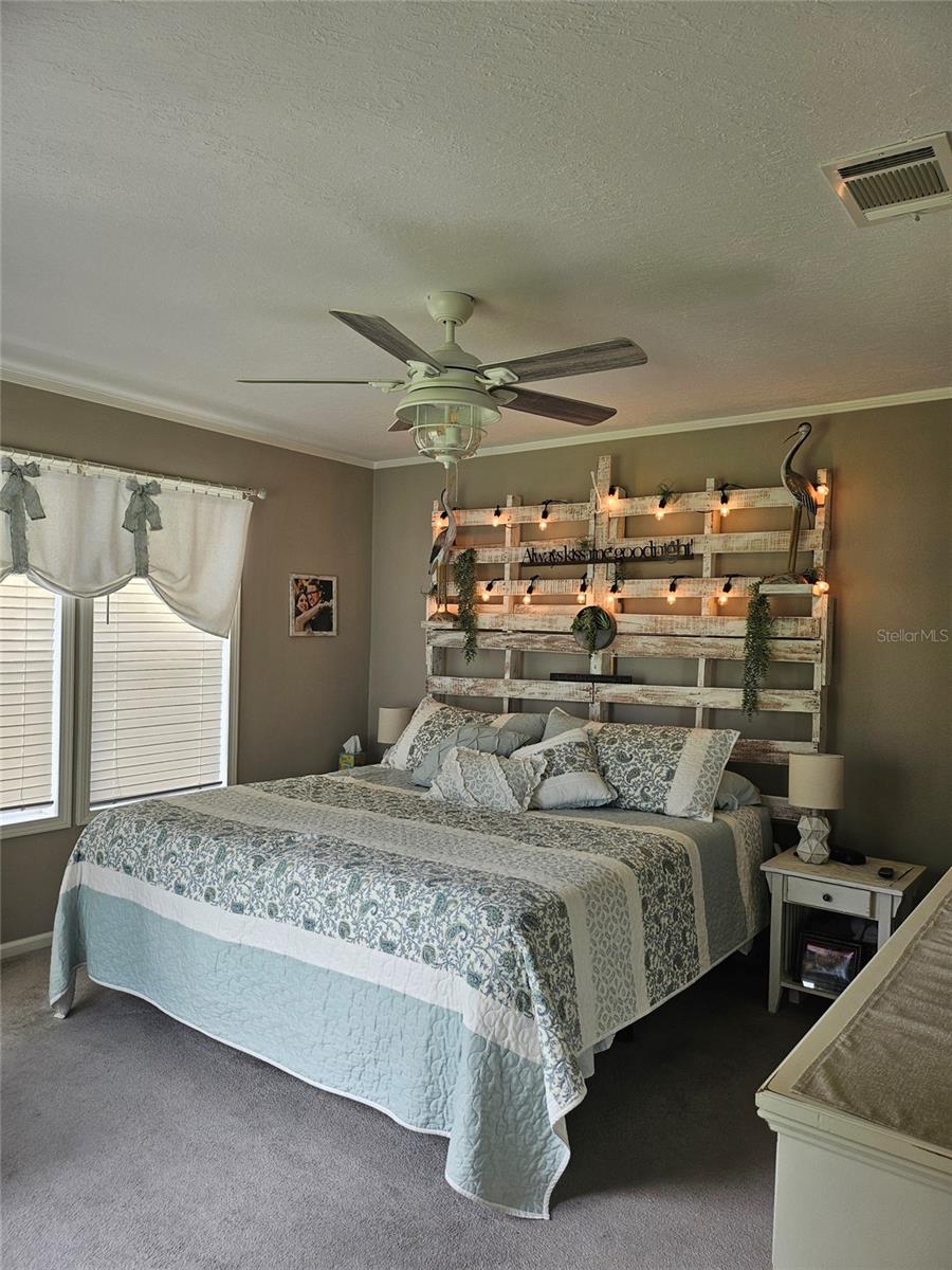 Image 32 of 42 For 171 Crown Point Drive