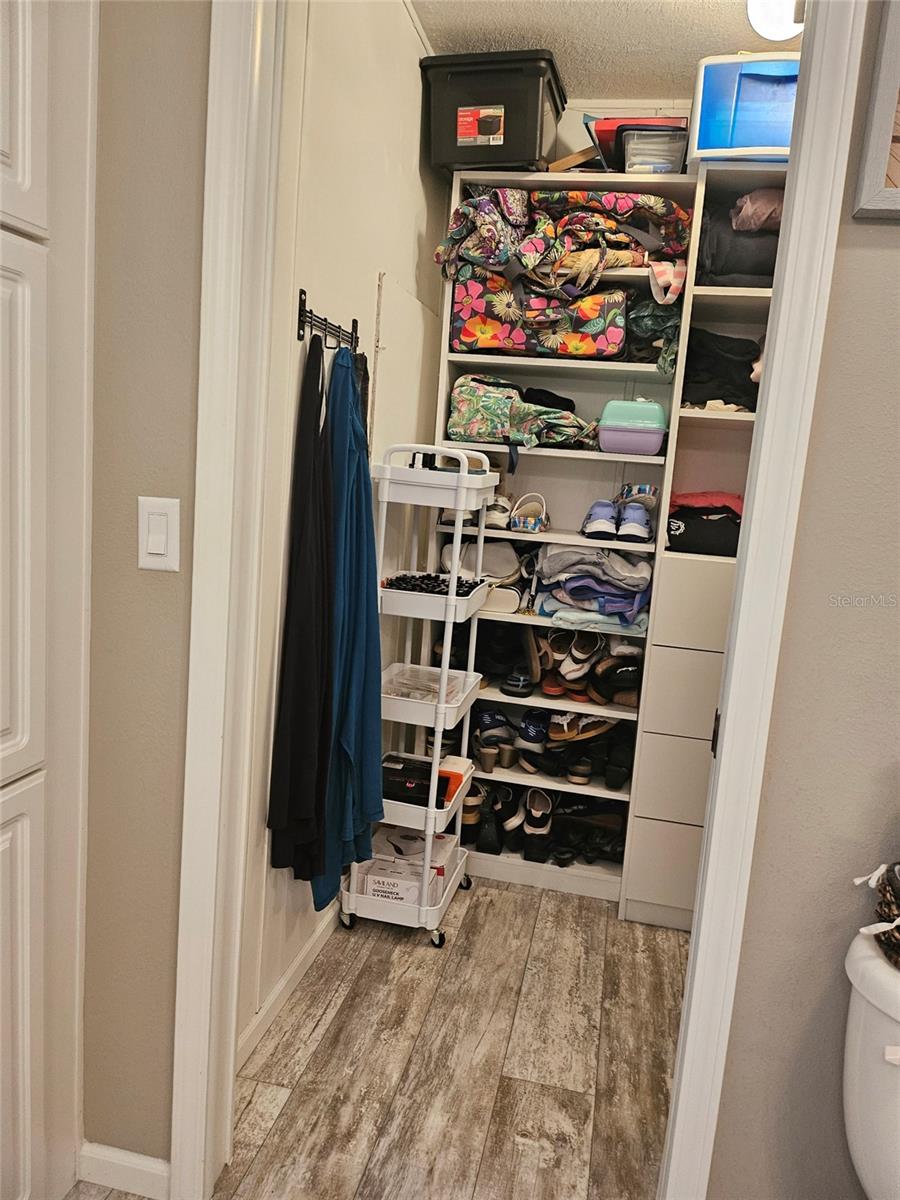 Image 40 of 42 For 171 Crown Point Drive