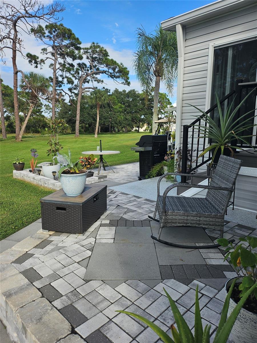 Image 8 of 42 For 171 Crown Point Drive