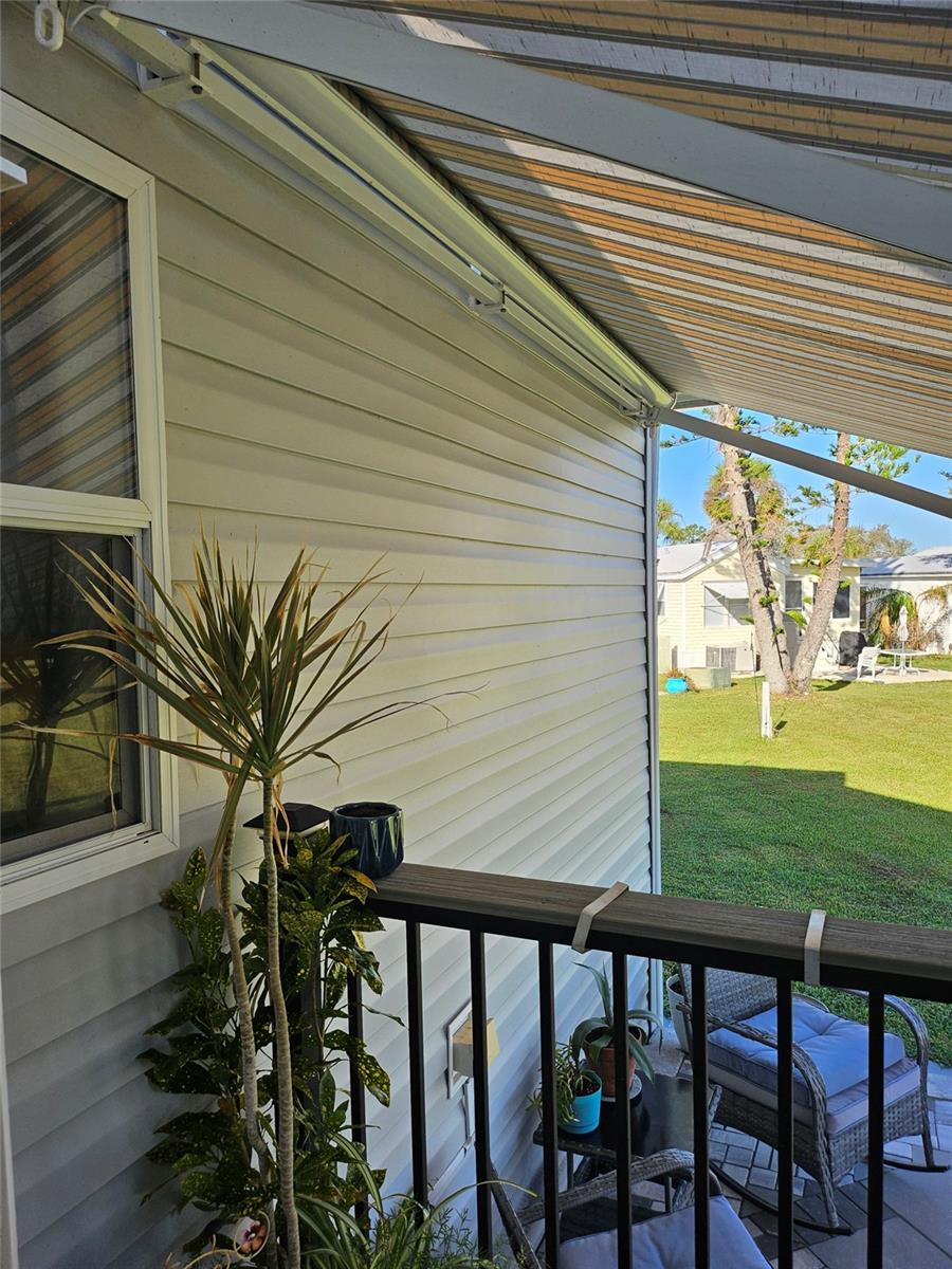 Image 9 of 42 For 171 Crown Point Drive