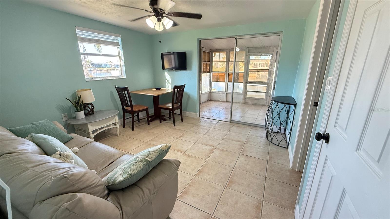 Image 10 of 17 For 12609 1st Isle