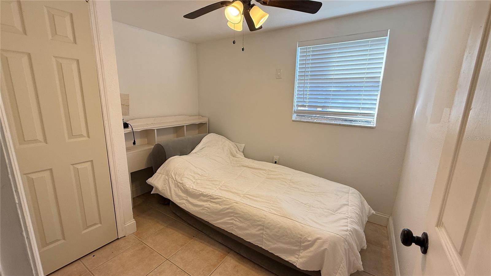 Image 9 of 17 For 12609 1st Isle