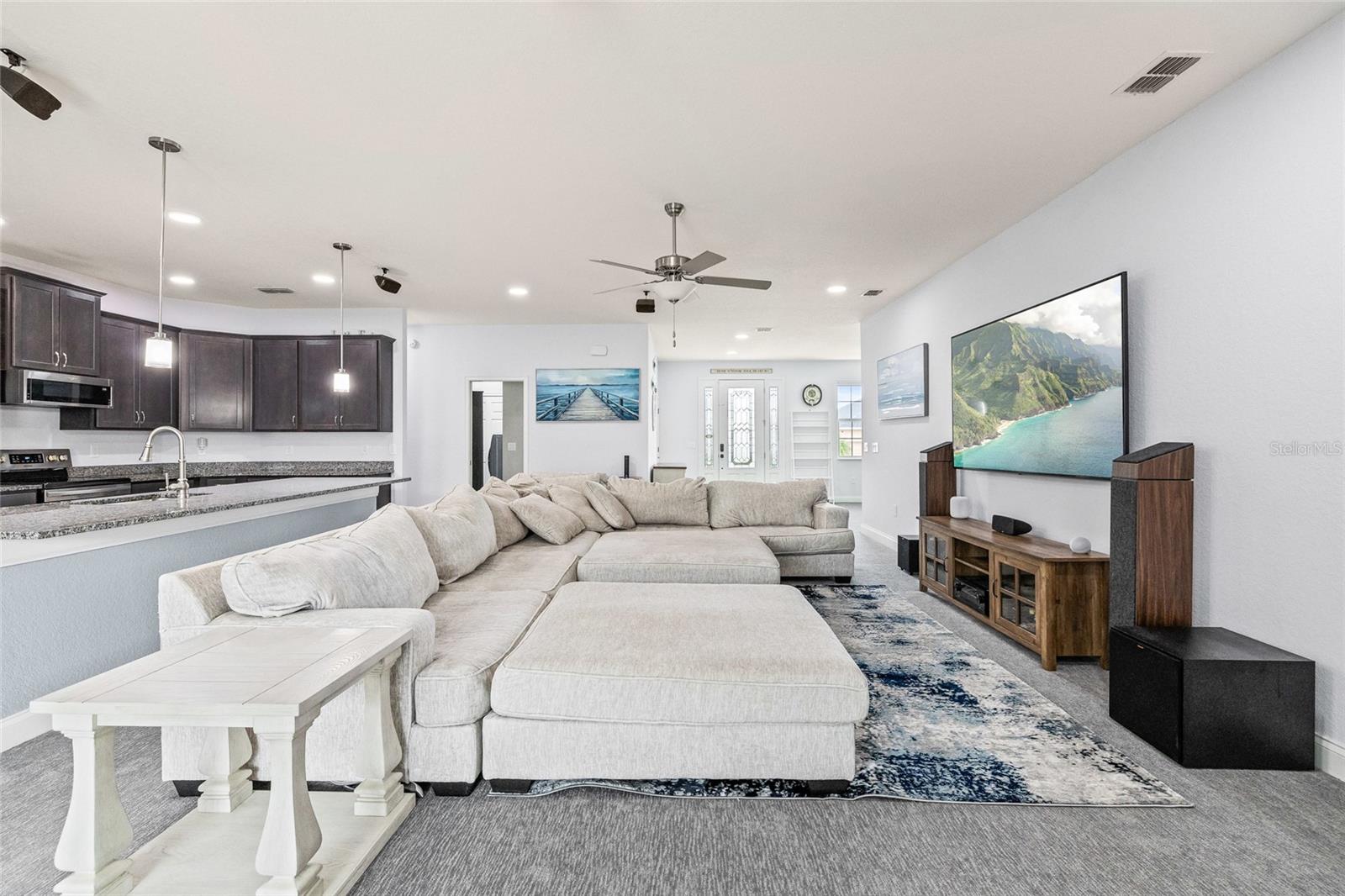 Image 15 of 50 For 5811 Valentino Way