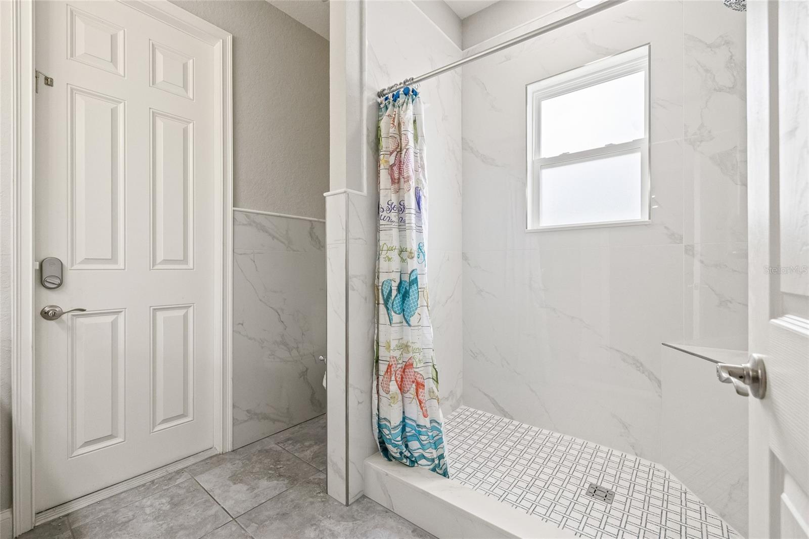 Image 39 of 50 For 5811 Valentino Way