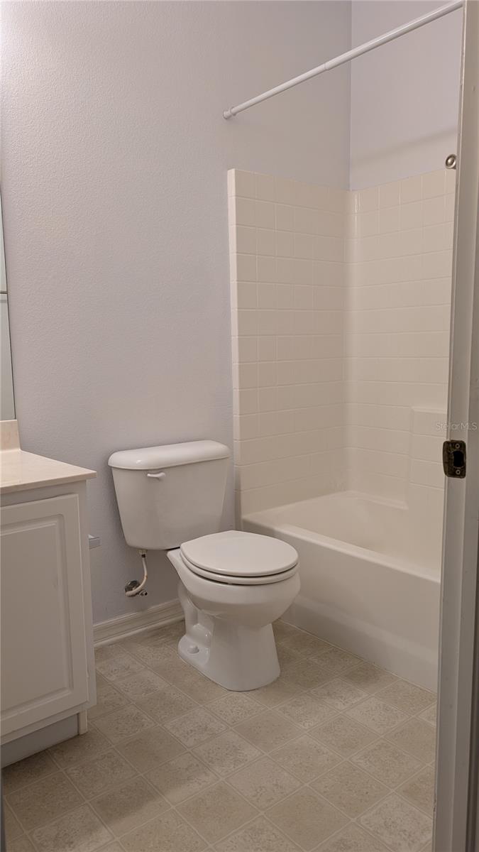 Listing photo id 10 for 16320 Swan View Circle