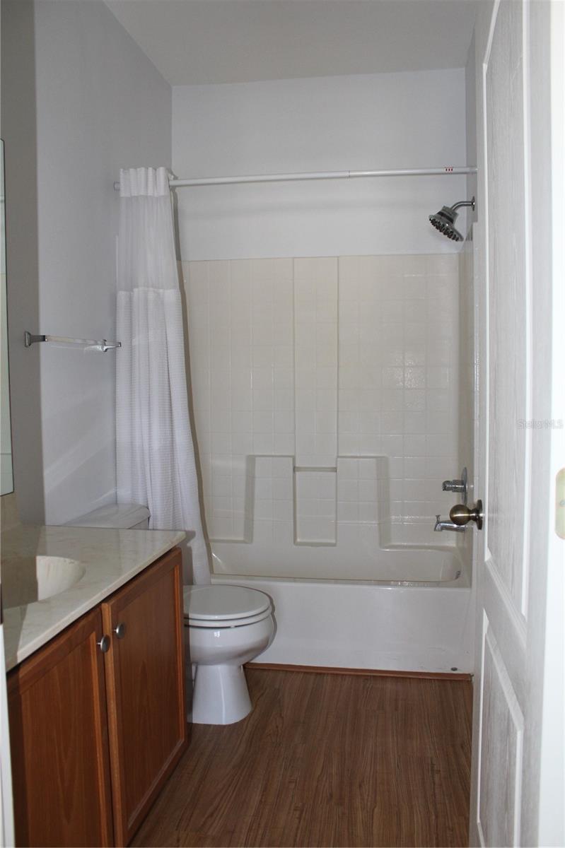 Listing photo id 15 for 16320 Swan View Circle