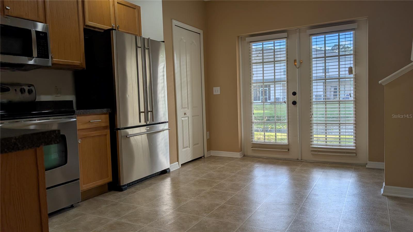Listing photo id 31 for 16320 Swan View Circle