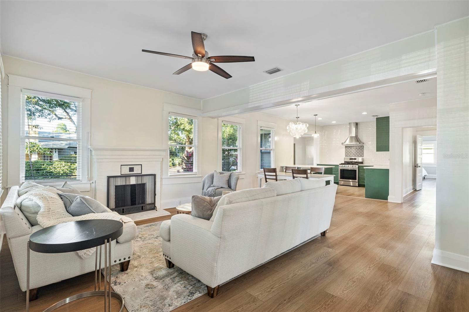 Image 3 of 39 For 5709 Suwanee Avenue