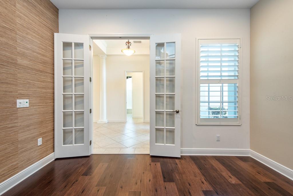 Image 17 of 58 For 12240 Thornhill Court