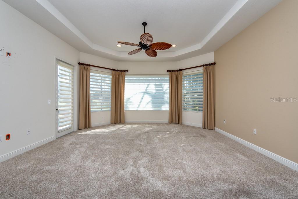 Image 18 of 58 For 12240 Thornhill Court