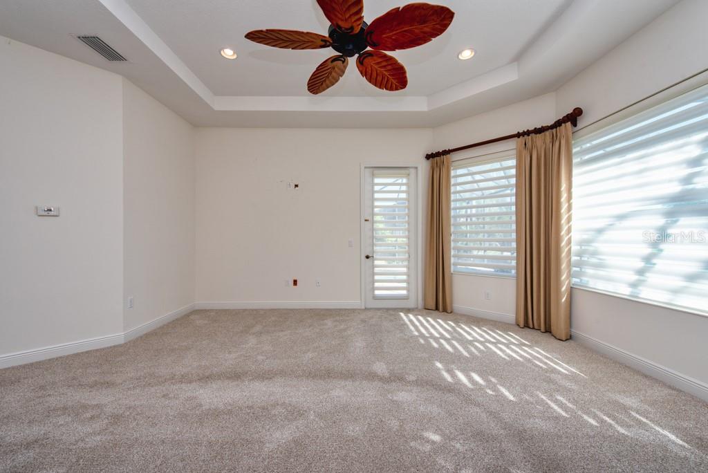 Image 19 of 58 For 12240 Thornhill Court
