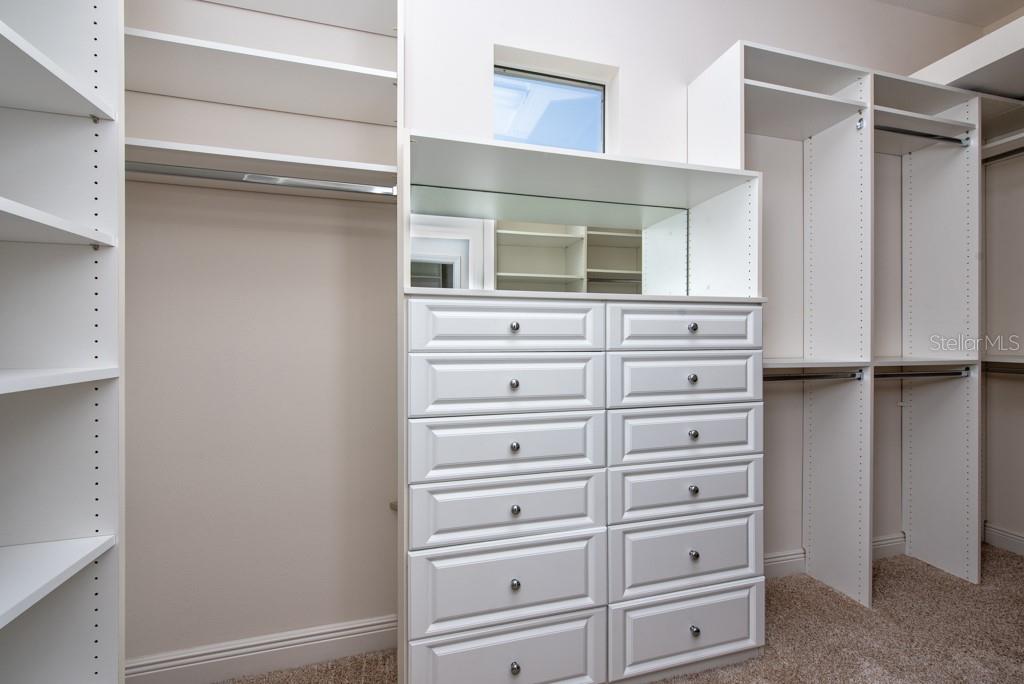 Image 21 of 58 For 12240 Thornhill Court