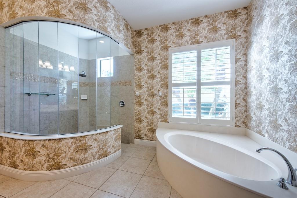Image 23 of 58 For 12240 Thornhill Court