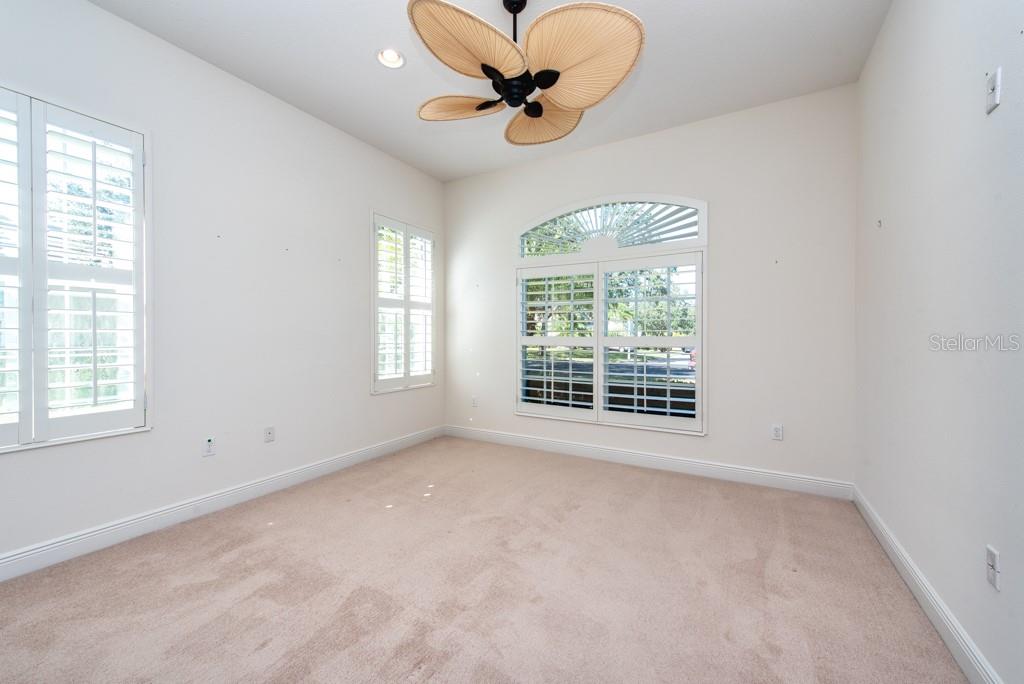 Image 24 of 58 For 12240 Thornhill Court