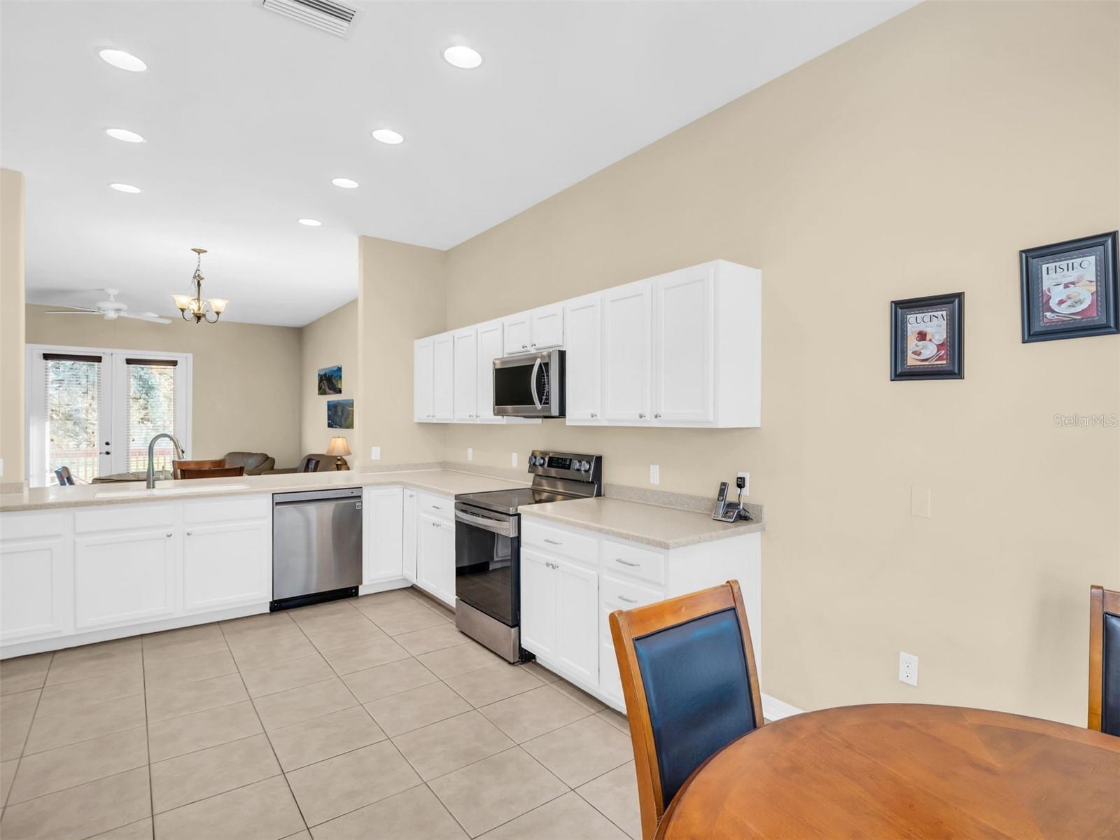 Image 9 of 79 For 1122 Pointe Alexis Drive