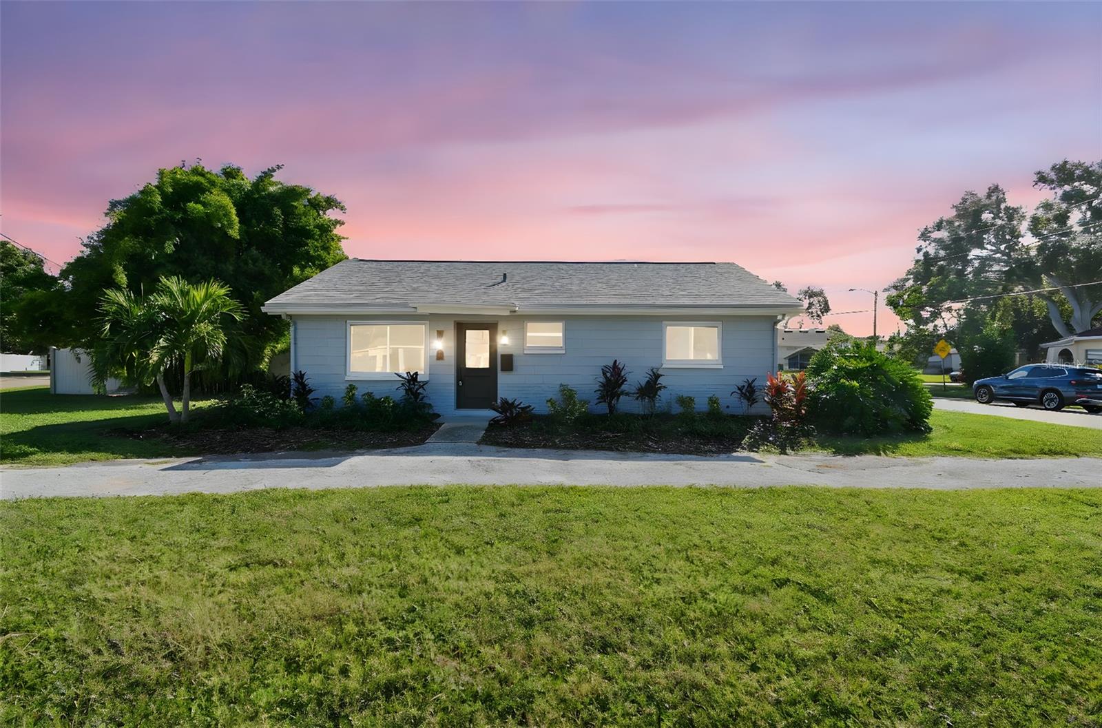 Details for 5701 Commonwealth Avenue N, ST PETERSBURG, FL 33703