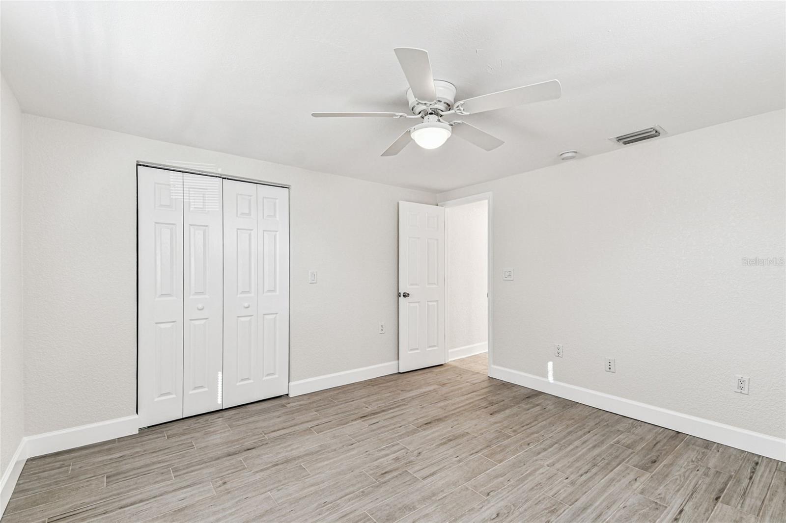 Image 32 of 55 For 5701 Commonwealth Avenue N