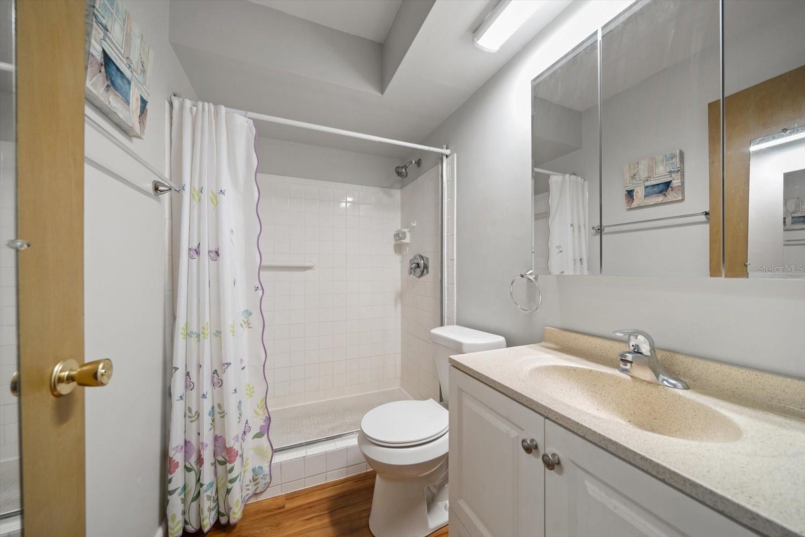 Image 24 of 38 For 607 Brandywine Drive 607