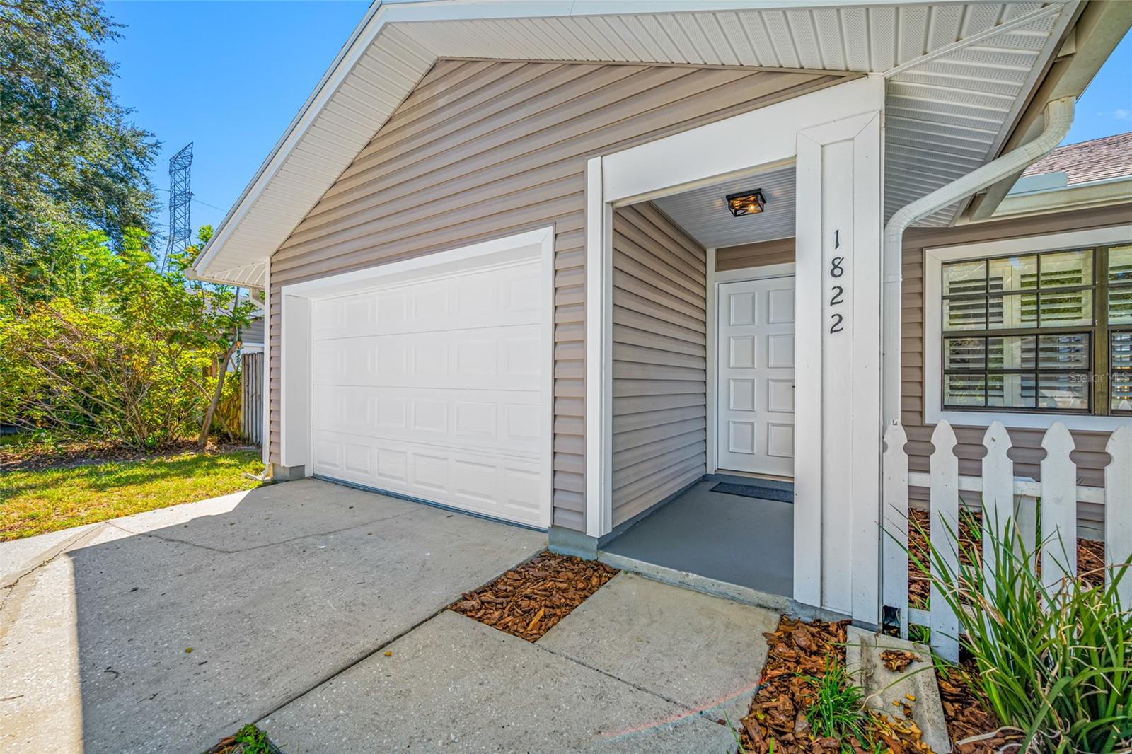Image 10 of 75 For 1822 Tall Pines Drive
