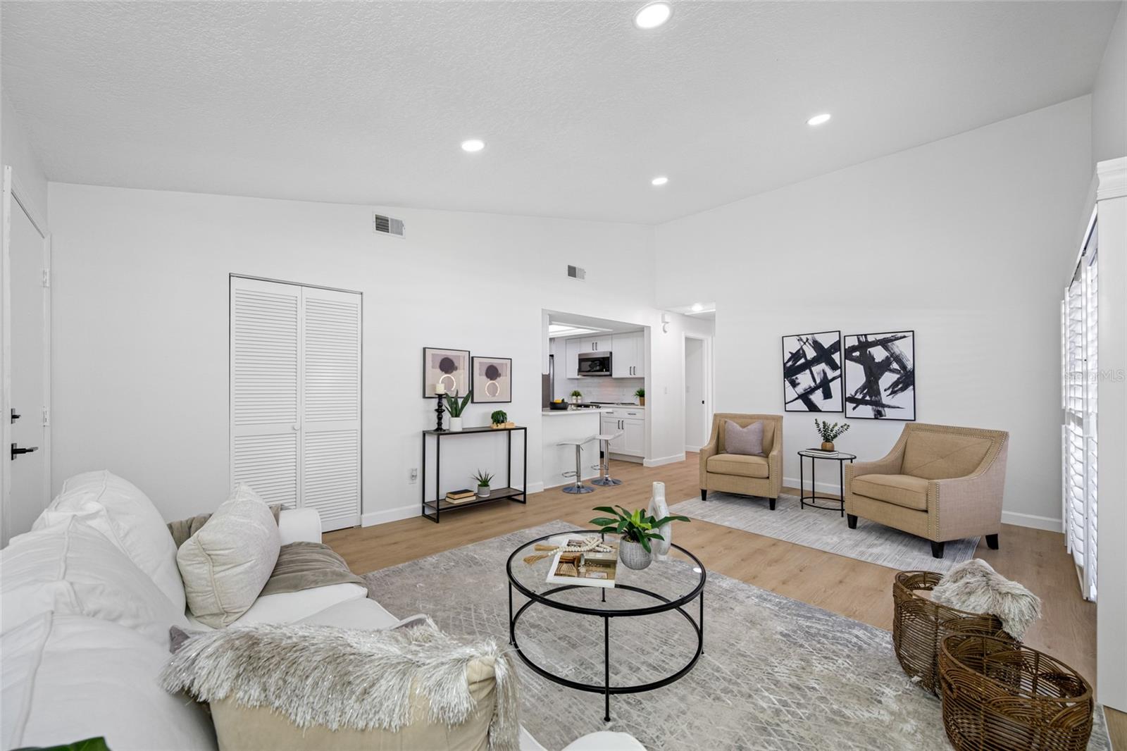 Image 14 of 75 For 1822 Tall Pines Drive