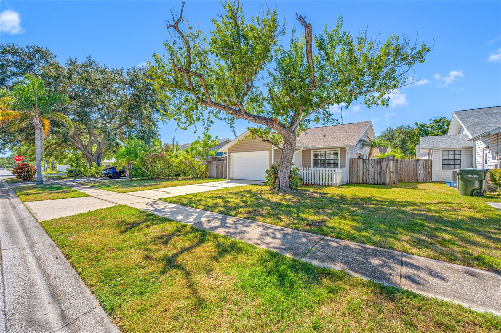 Image 2 of 75 For 1822 Tall Pines Drive