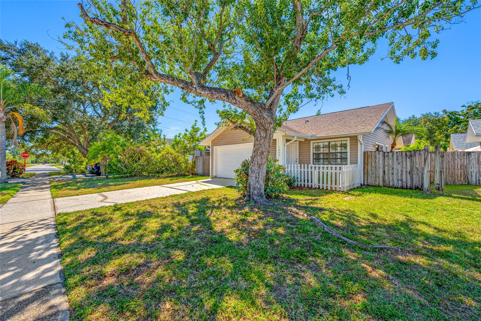 Image 3 of 75 For 1822 Tall Pines Drive