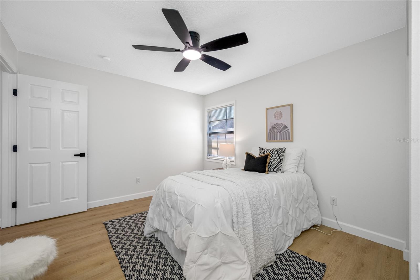 Image 36 of 75 For 1822 Tall Pines Drive