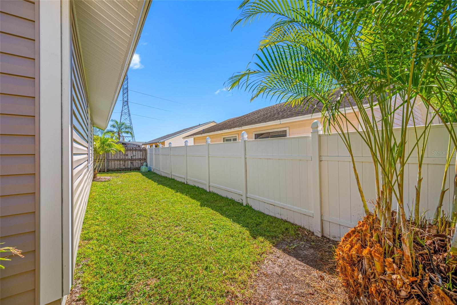 Image 47 of 75 For 1822 Tall Pines Drive