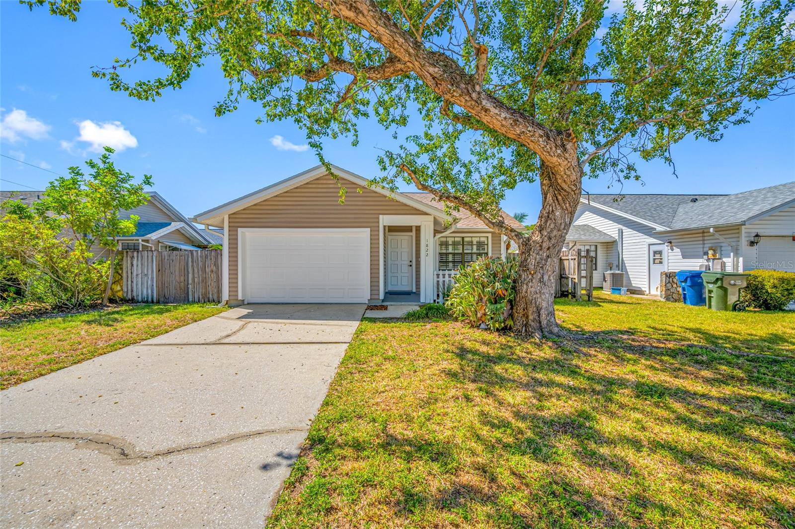 Image 6 of 75 For 1822 Tall Pines Drive