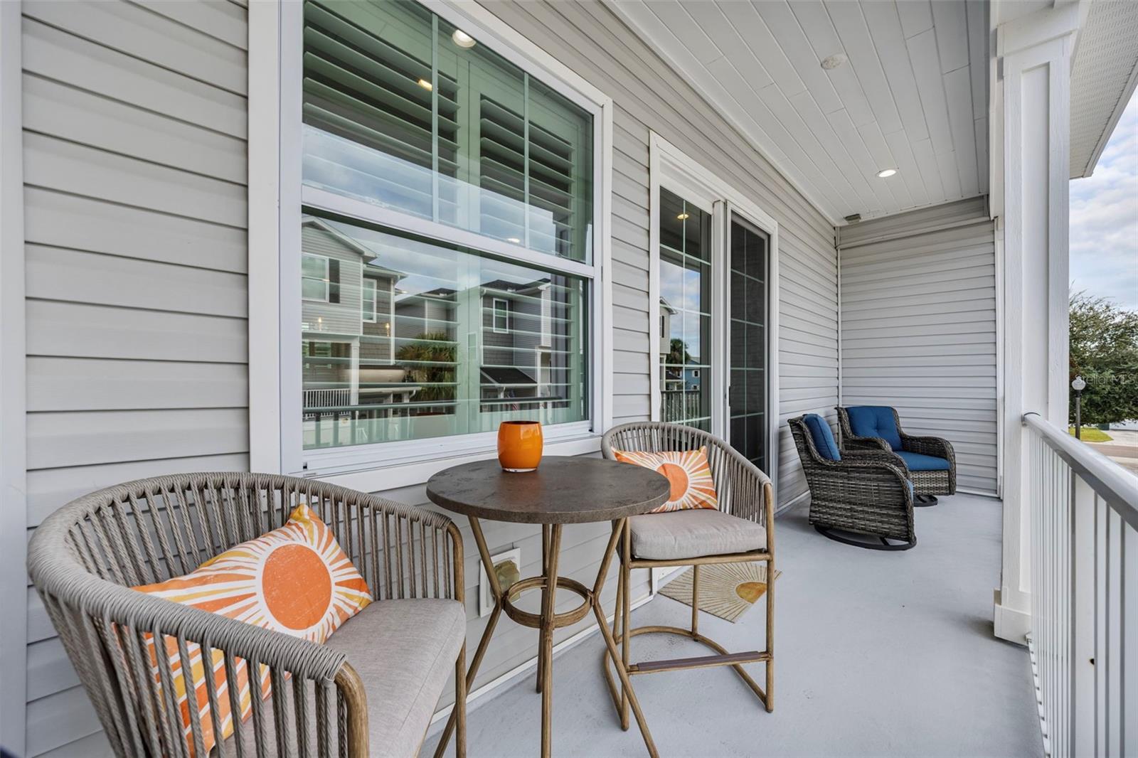 Image 16 of 51 For 515 Douglas Place