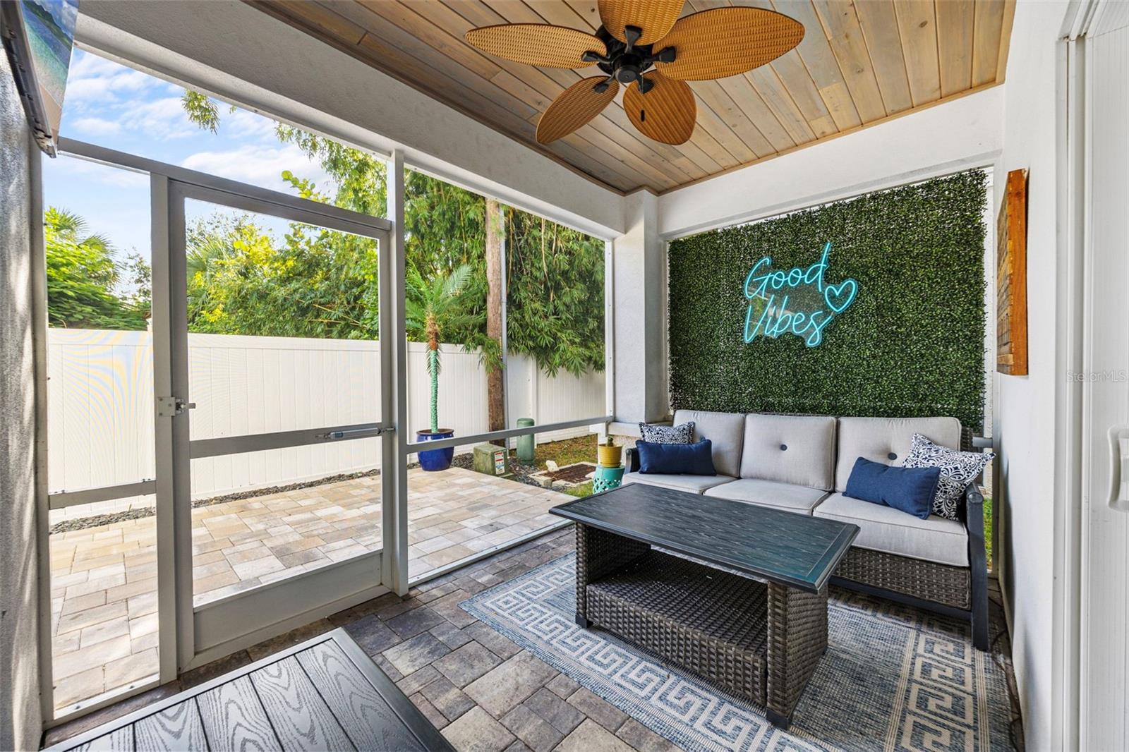 Image 30 of 51 For 515 Douglas Place