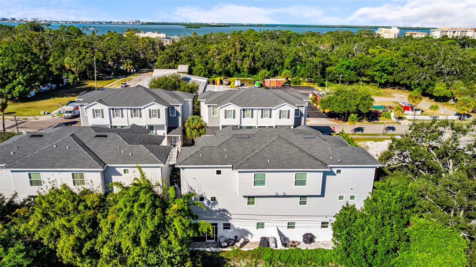 Image 35 of 51 For 515 Douglas Place