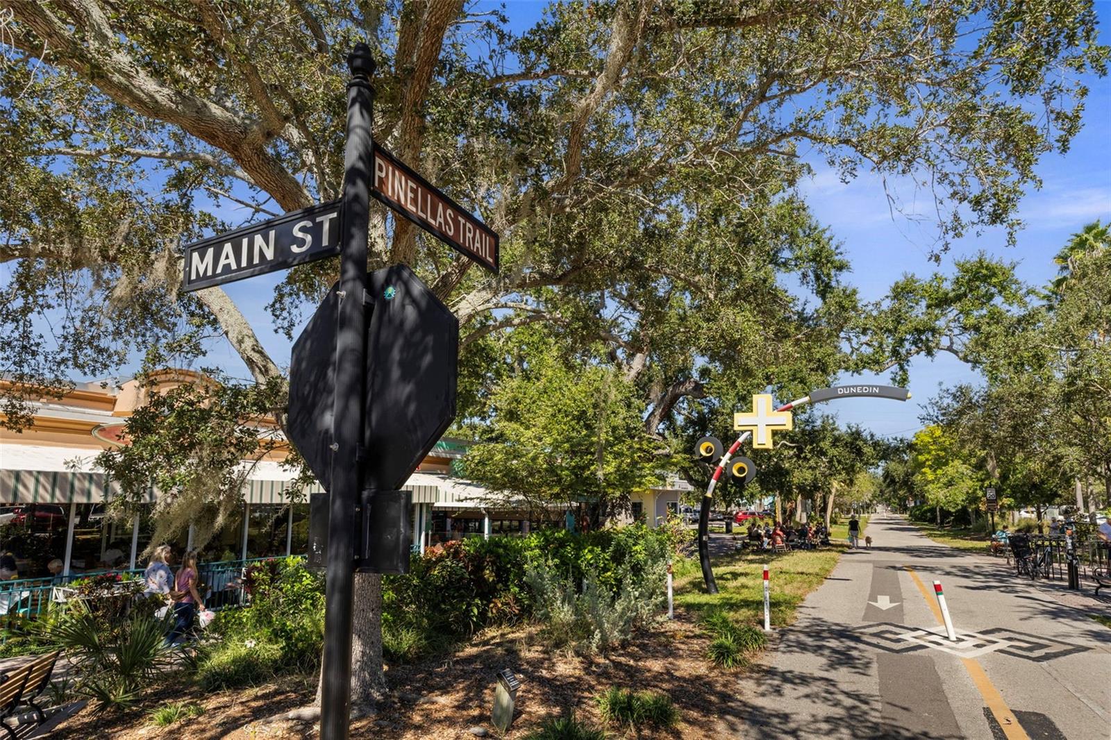 Image 47 of 51 For 515 Douglas Place