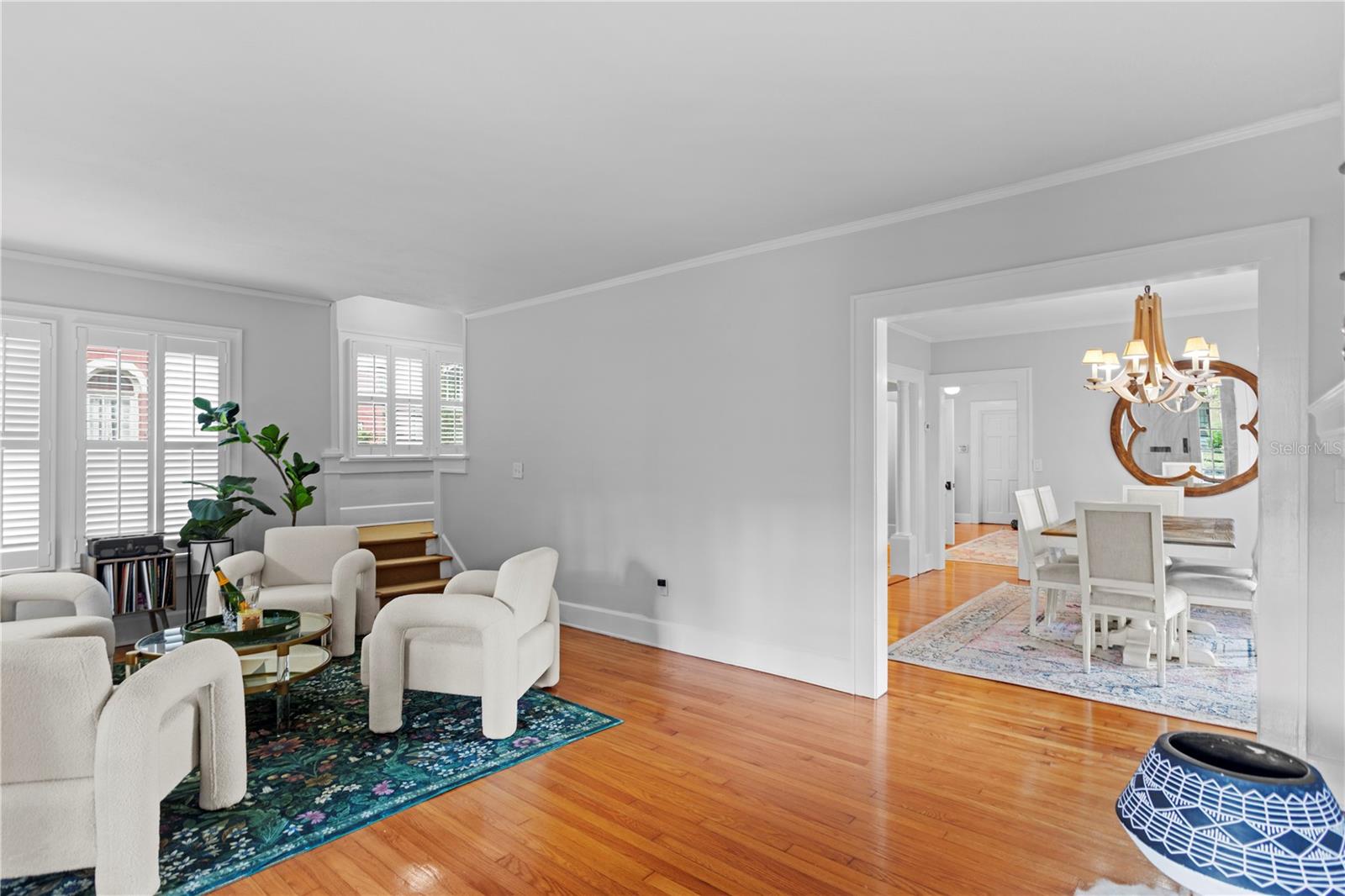 Image 11 of 56 For 515 20th Avenue Ne