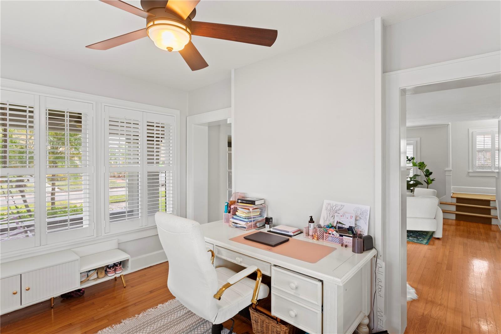 Image 9 of 56 For 515 20th Avenue Ne