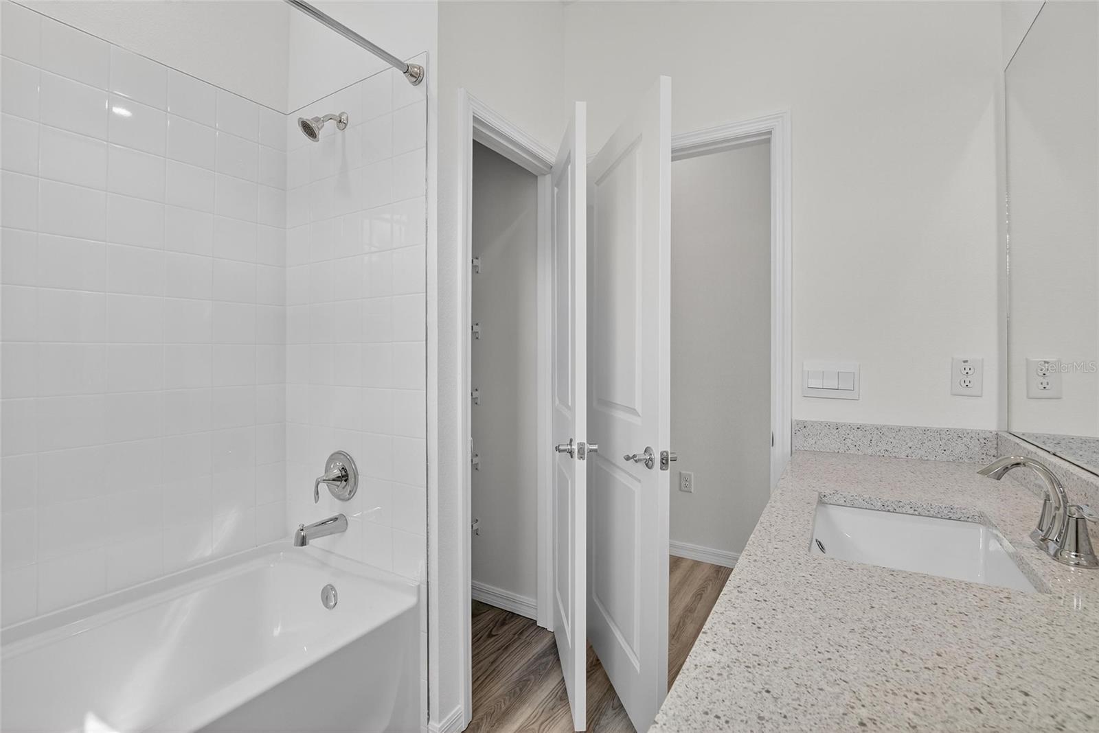 Image 32 of 78 For 4025 Westwood Fields Loop