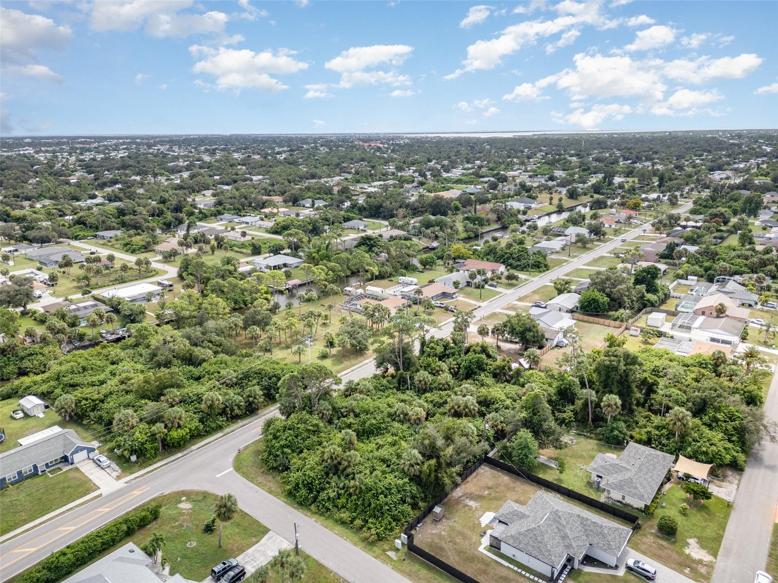 Image 7 of 10 For 18503 Barbara Avenue