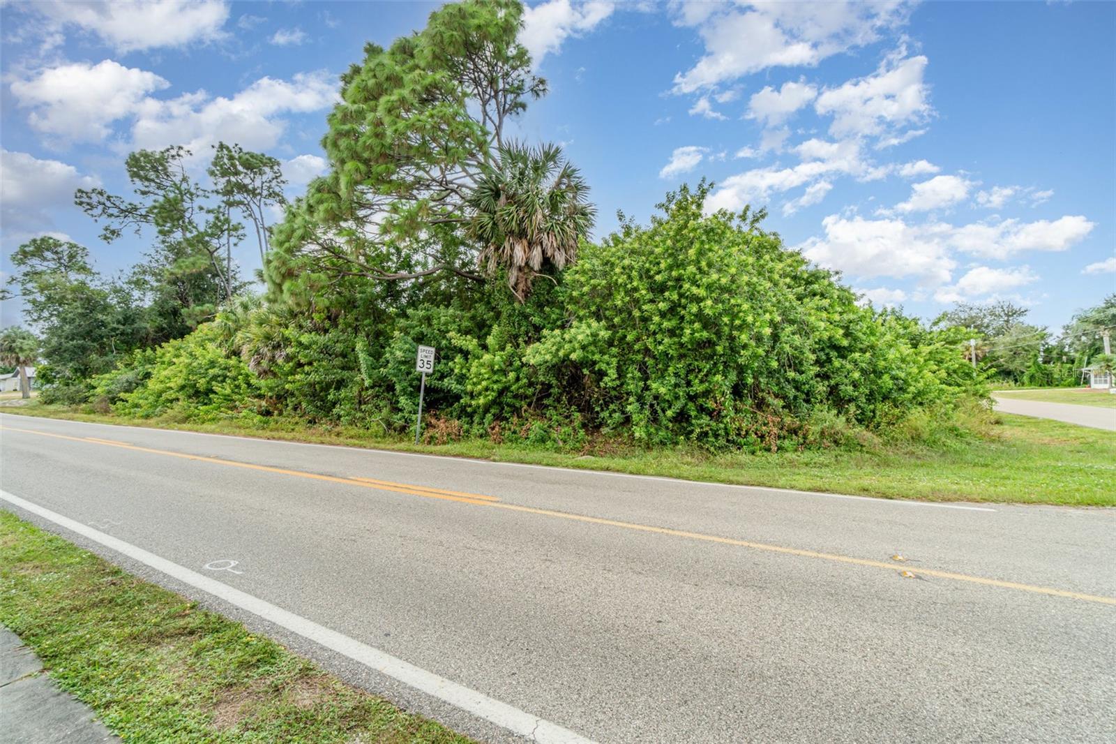 Image 9 of 10 For 18503 Barbara Avenue