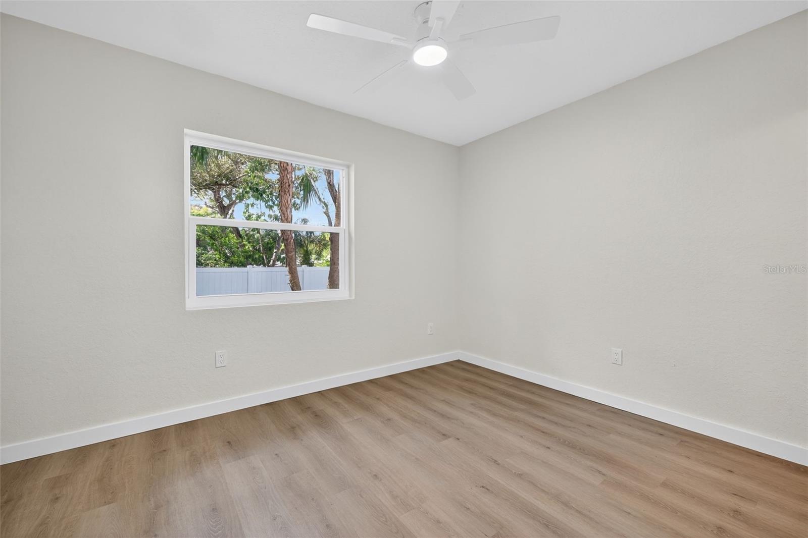 Image 19 of 33 For 2710 Boca Ciega Drive N
