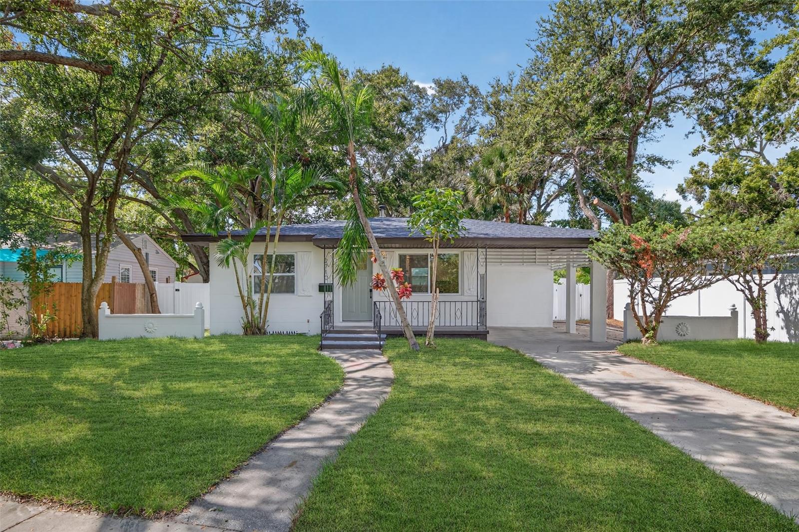 Image 2 of 33 For 2710 Boca Ciega Drive N