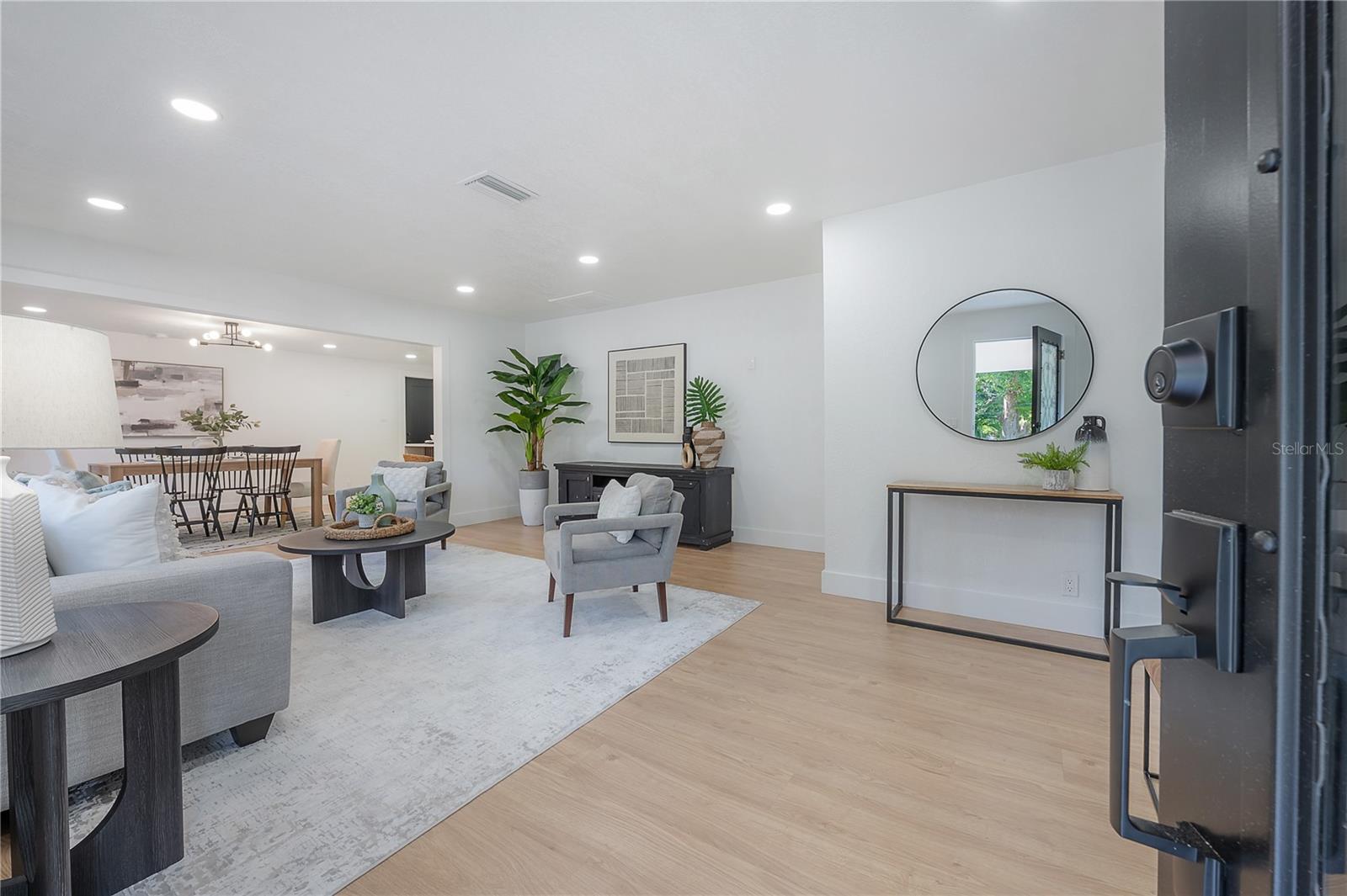 Image 2 of 60 For 3118 Sligh Avenue