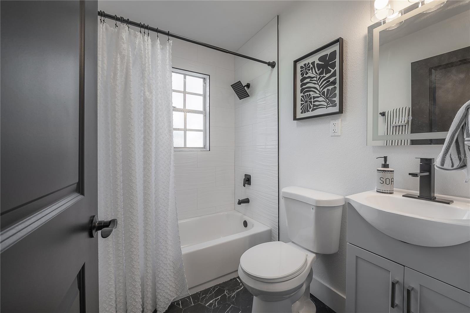 Image 26 of 60 For 3118 Sligh Avenue