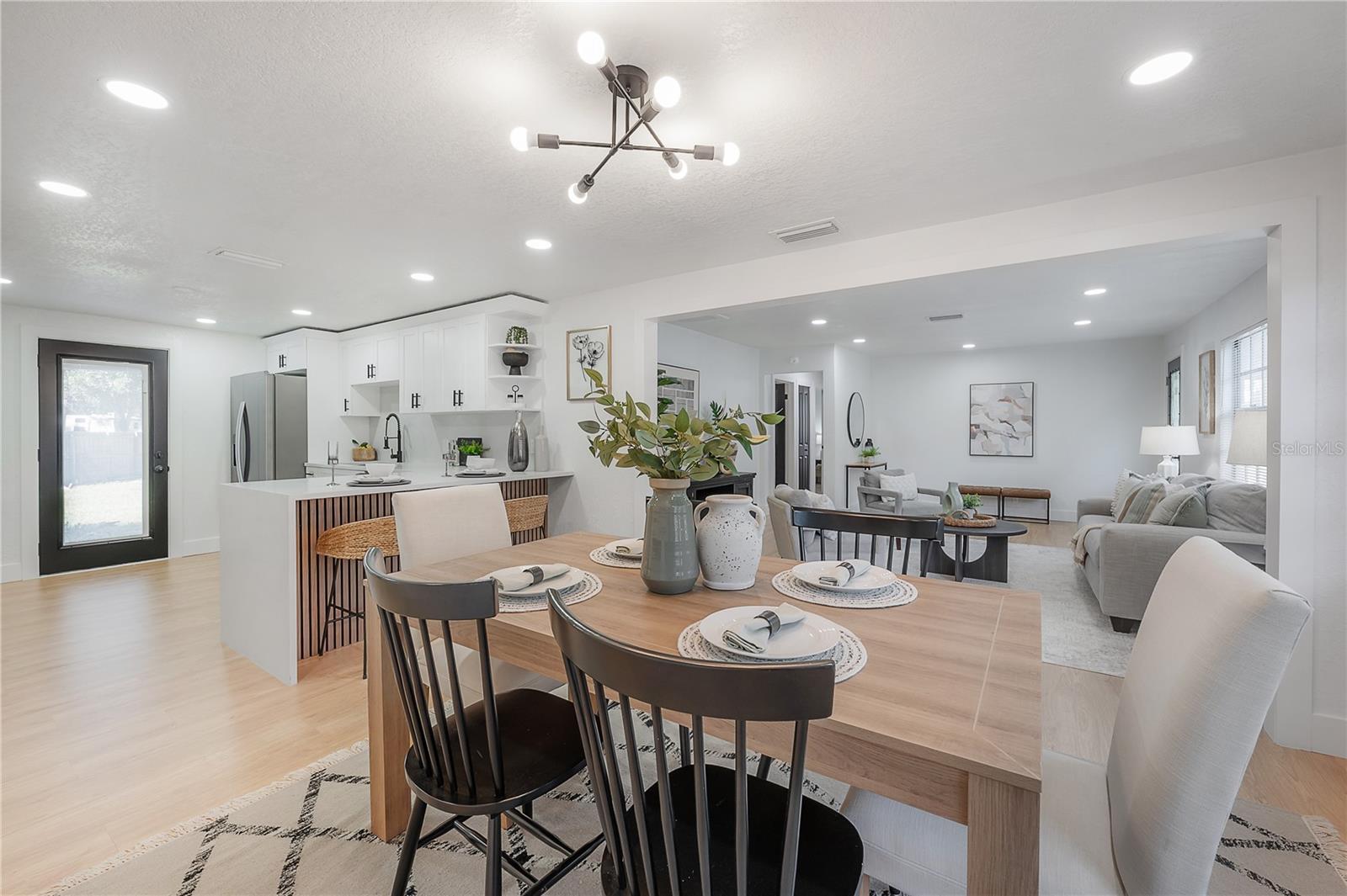 Image 8 of 60 For 3118 Sligh Avenue