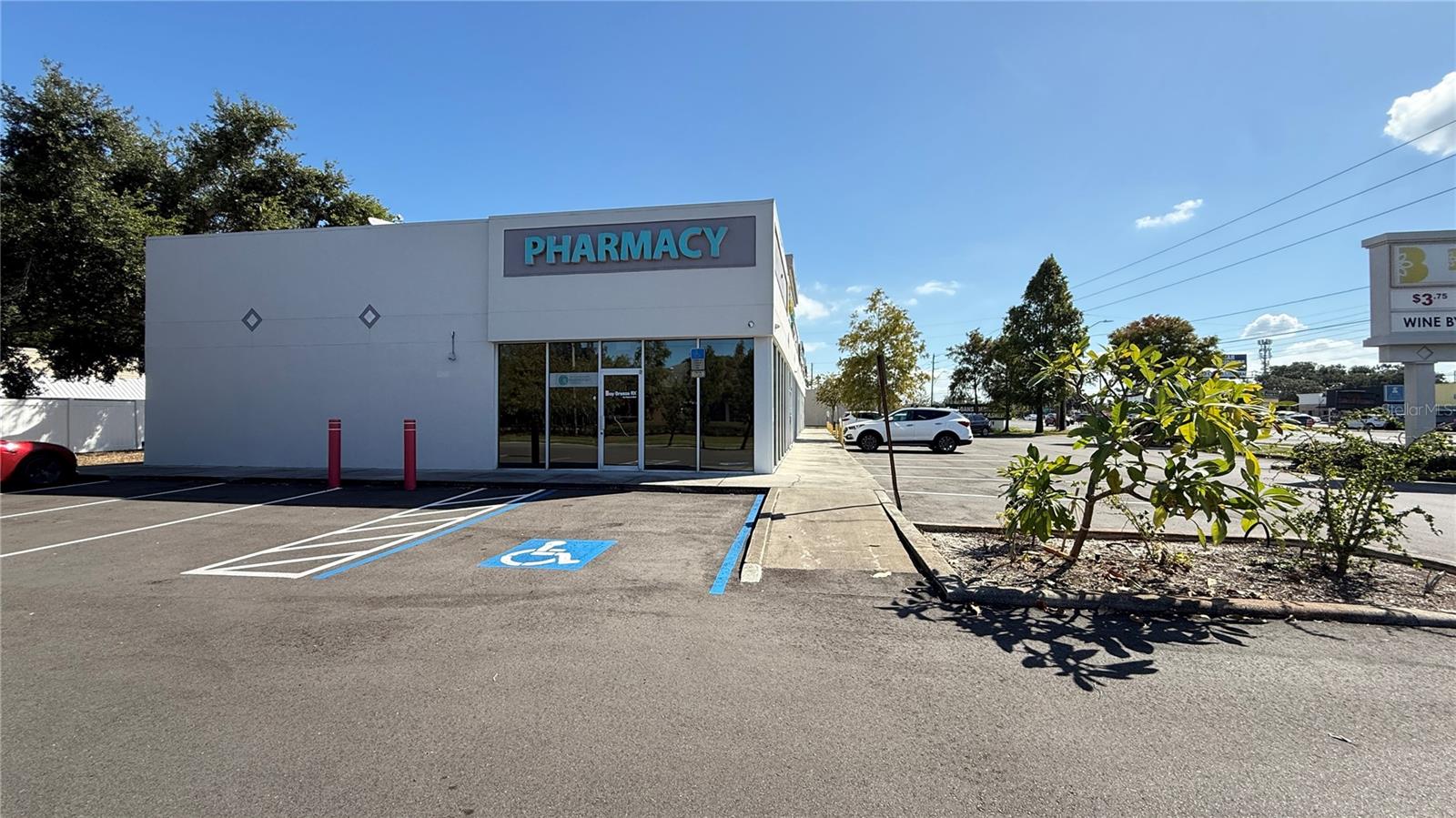 Image 2 of 26 For 3350 Bay Drive