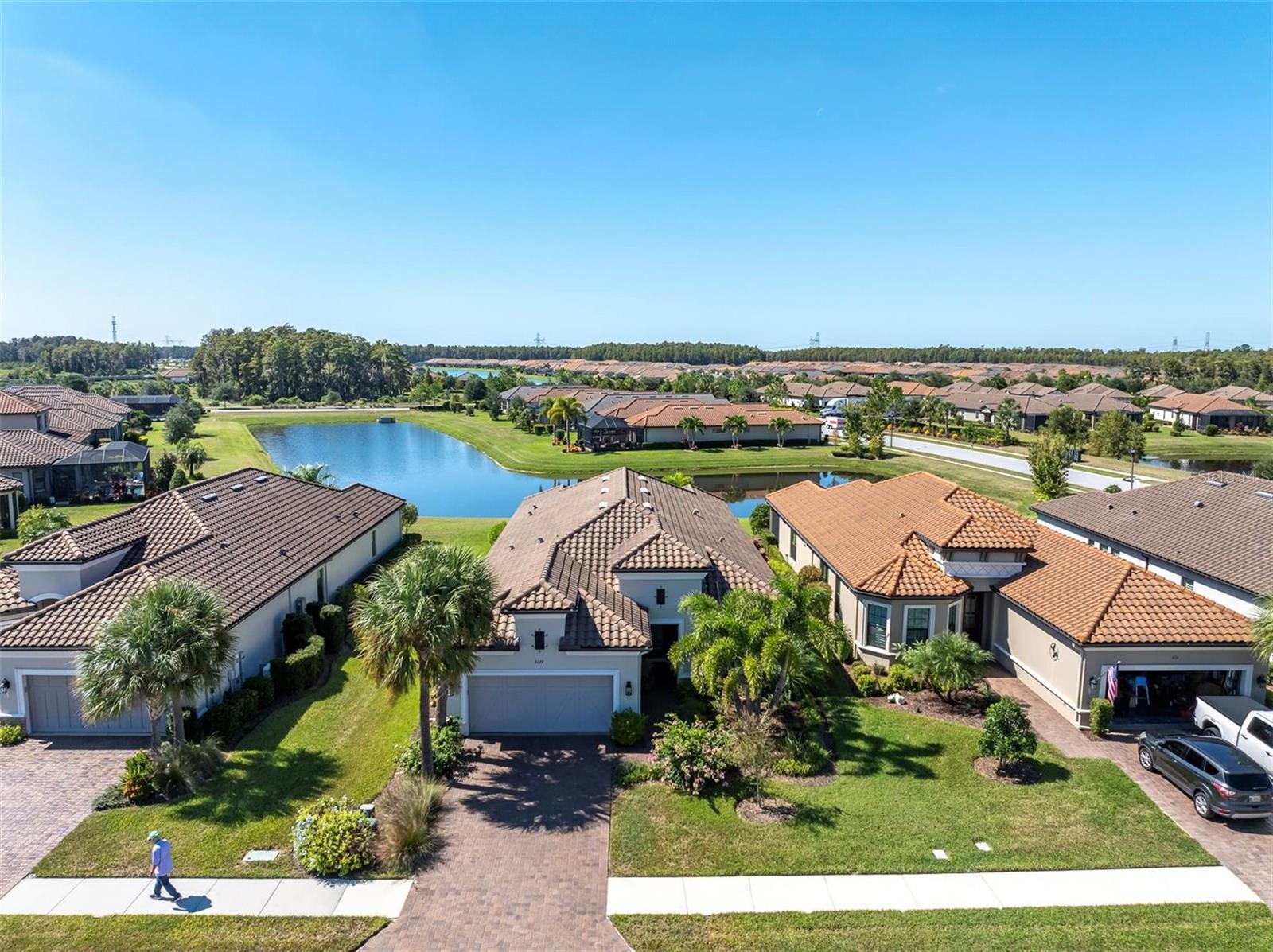 Image 3 of 64 For 3239 Forsythia Drive