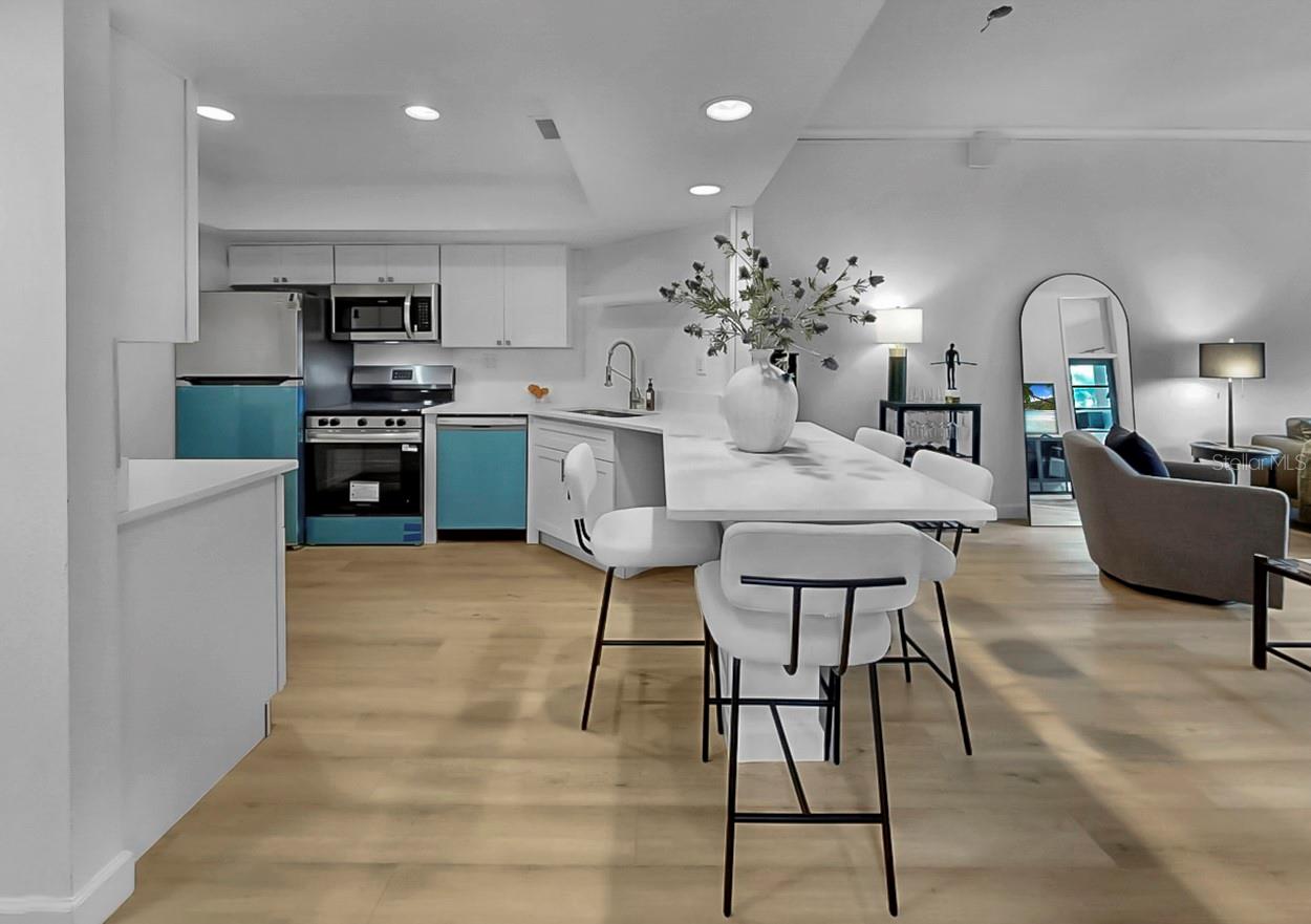 Image 12 of 58 For 7400 Sun Island Drive S 105