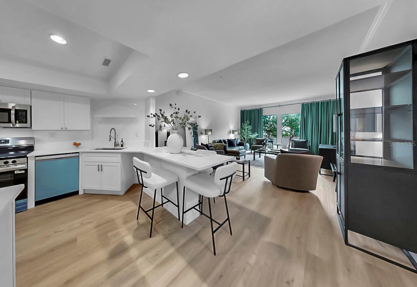 Image 16 of 58 For 7400 Sun Island Drive S 105