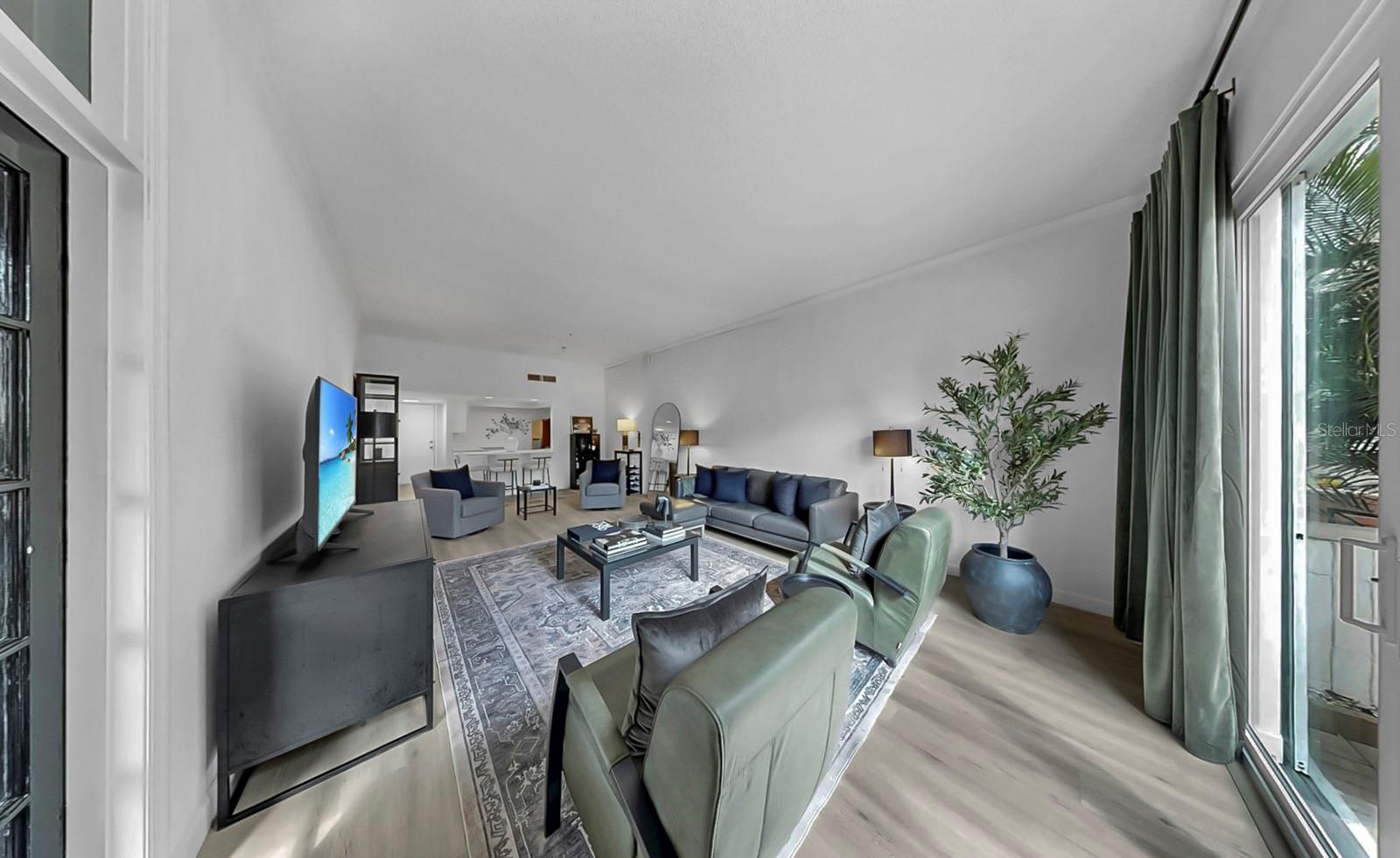 Image 23 of 58 For 7400 Sun Island Drive S 105