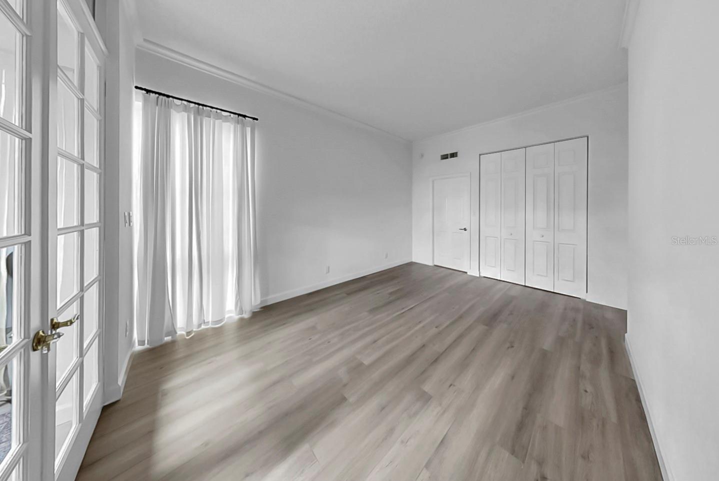 Image 38 of 58 For 7400 Sun Island Drive S 105