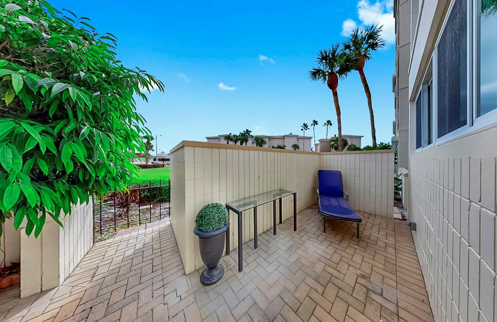 Image 47 of 58 For 7400 Sun Island Drive S 105